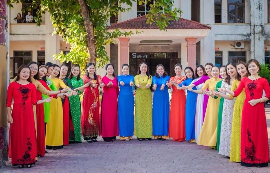 Trang chủDanh mục thông tin Phụ nữ Hồng Lĩnh hưởng ứng “Tuần lễ áo dài Việt Nam” năm 2020